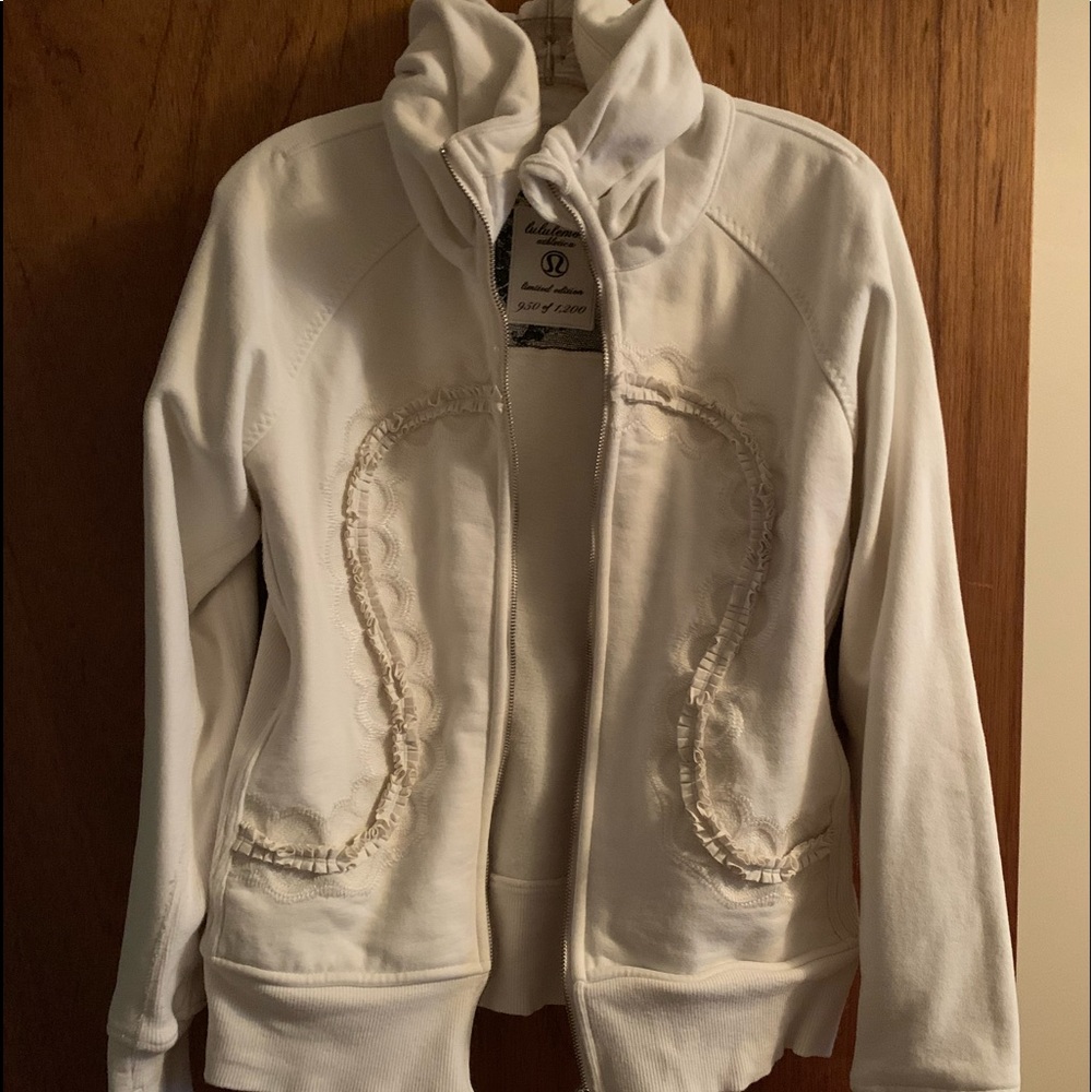 Lululemon limited edition scuba sweatshirt/jacket